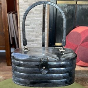 Beautiful vintage "lucite?" purse. 1950s purse with rhinestones.
